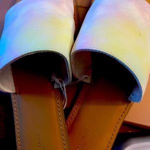 Adorable sandals for the summer from AE!